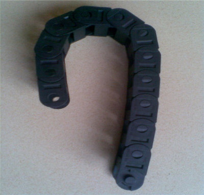 鑄造機(jī)械全封閉式塑料拖鏈 食品機(jī)械配件的精密守護(hù)者